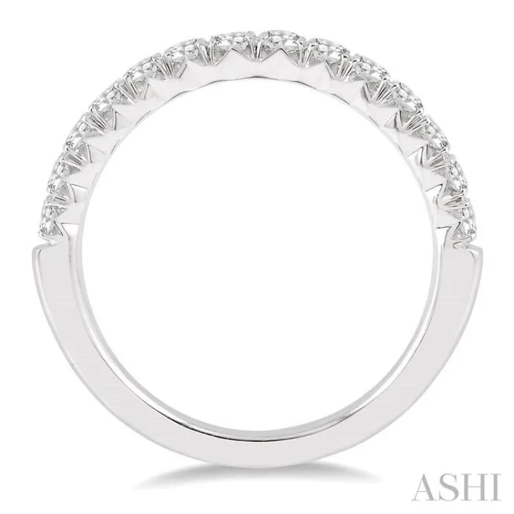 1 Ctw Round Cut Diamond Wedding Band in 14K white Gold