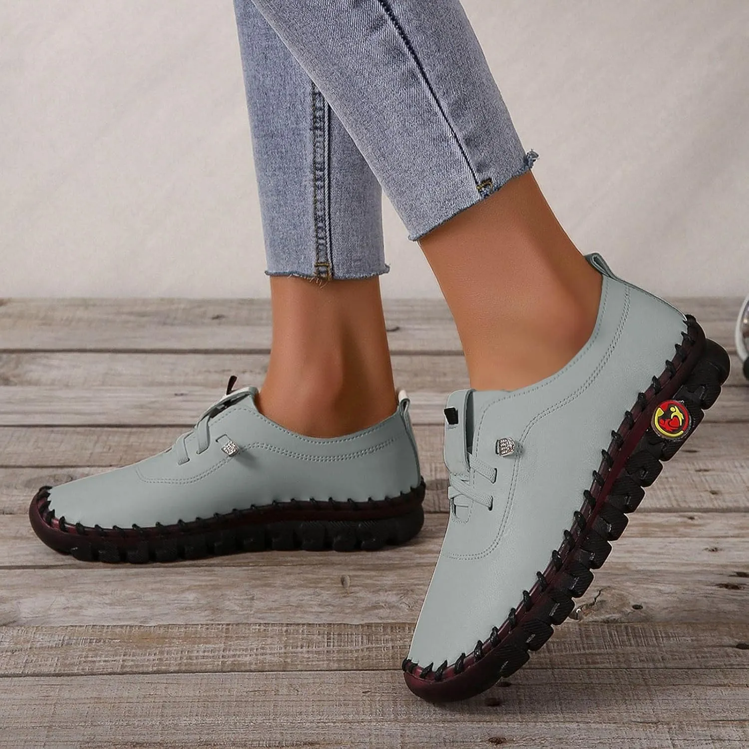 Walking Shoes Women Leather Sneakers for Women Sports Workout Gym Shoes for Running Women's Slip on Shoes